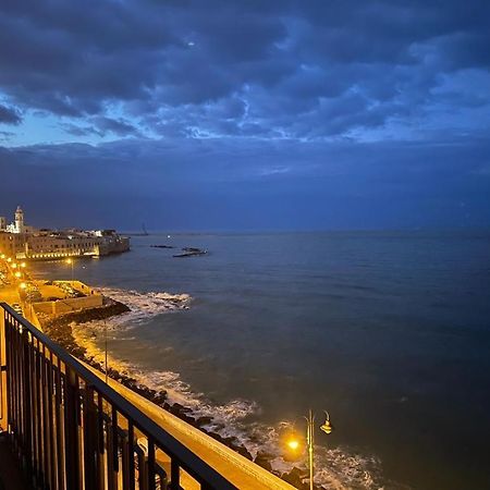 Fronte Mare Apartment มอลเฟตตา ภายนอก รูปภาพ