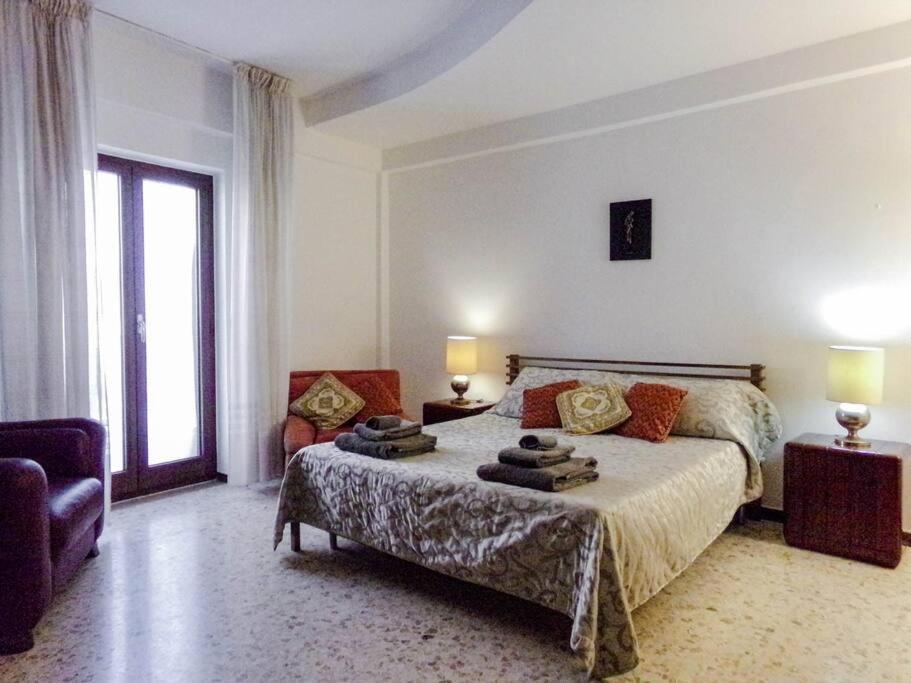 Fronte Mare Apartment มอลเฟตตา ภายนอก รูปภาพ